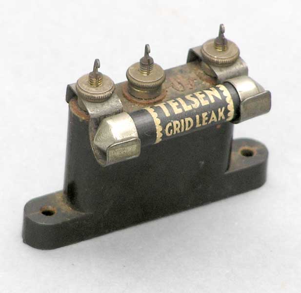 Grid leak assembly